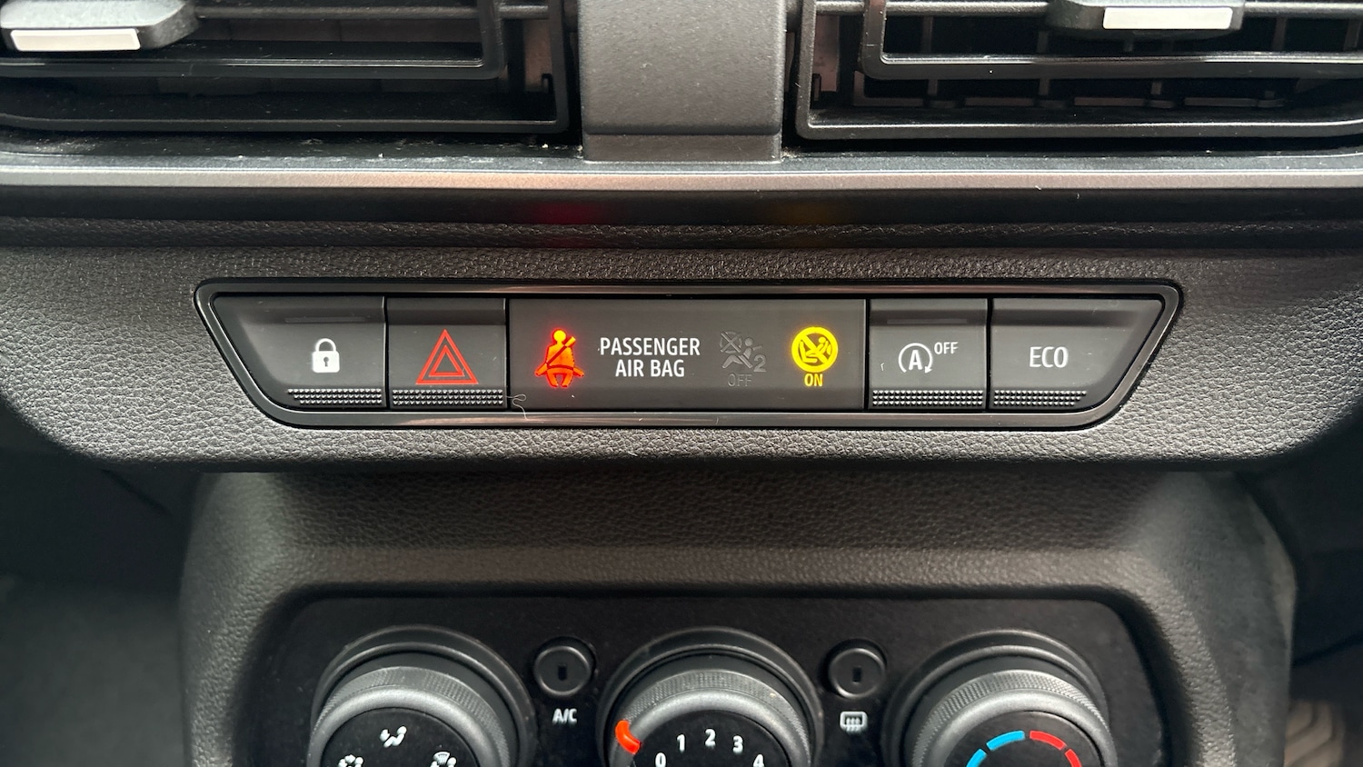 Used Dacia Jogger 2023 for sale - 77745328: Photo 27