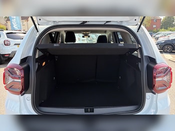 Used Dacia Duster 2024 for sale - 78993084: Photo