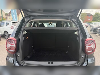 Used Dacia Duster 2023 for sale - 78970690: Photo