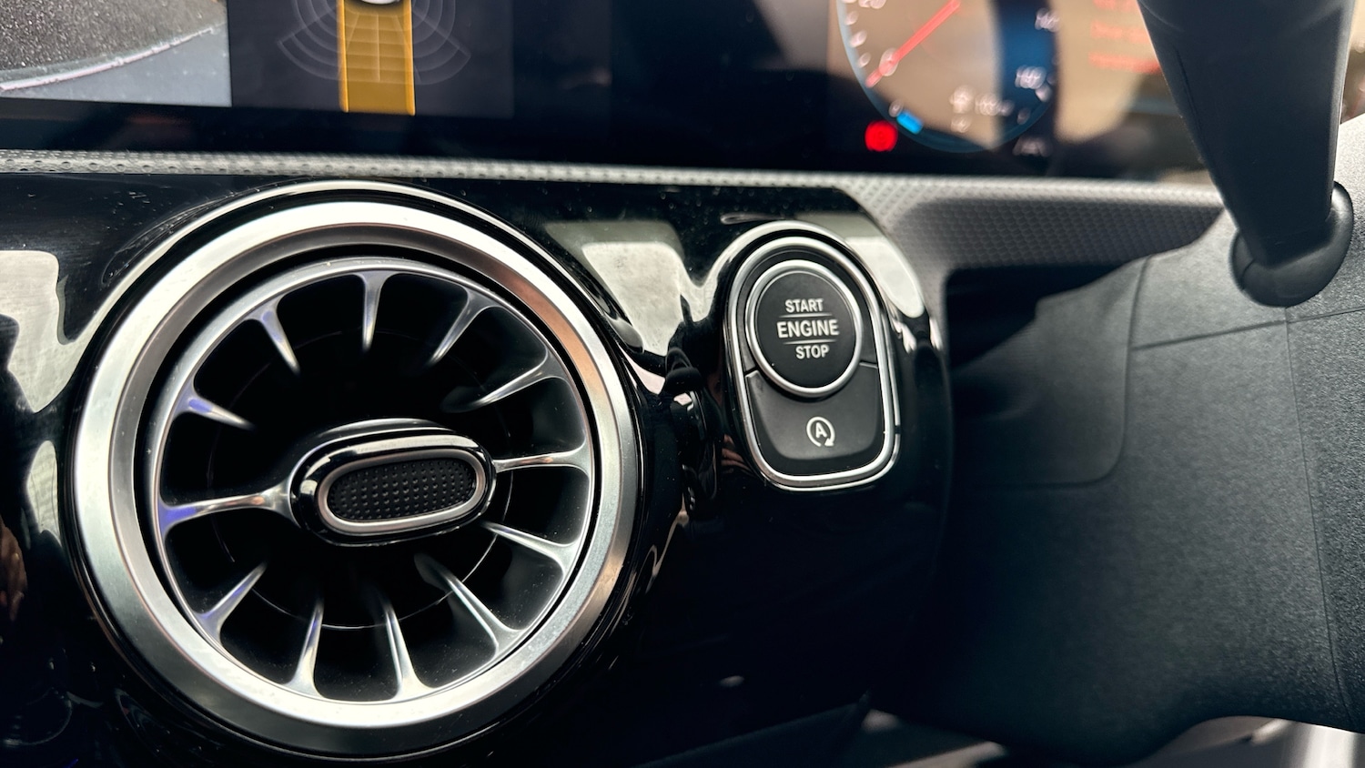 Used Mercedes-Benz CLA 2023 for sale - 77054863: Photo 32