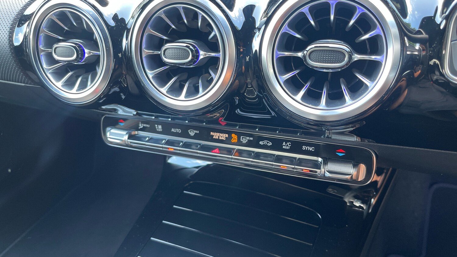 Used Mercedes-Benz CLA 2023 for sale - 77054863: Photo 39