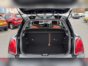 Used MINI Hatch 2020 for sale - 79057201: Photo
