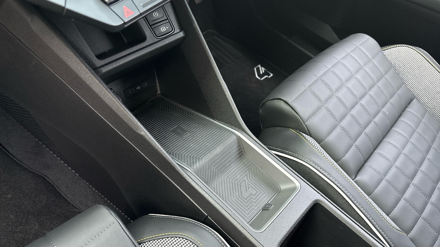 Used Renault 4 2026 for sale - 77946996: Photo 13