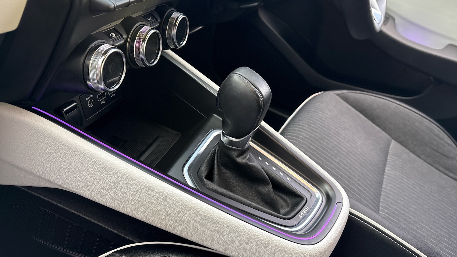 Used Renault Clio 2022 for sale - 76948871: Photo 13