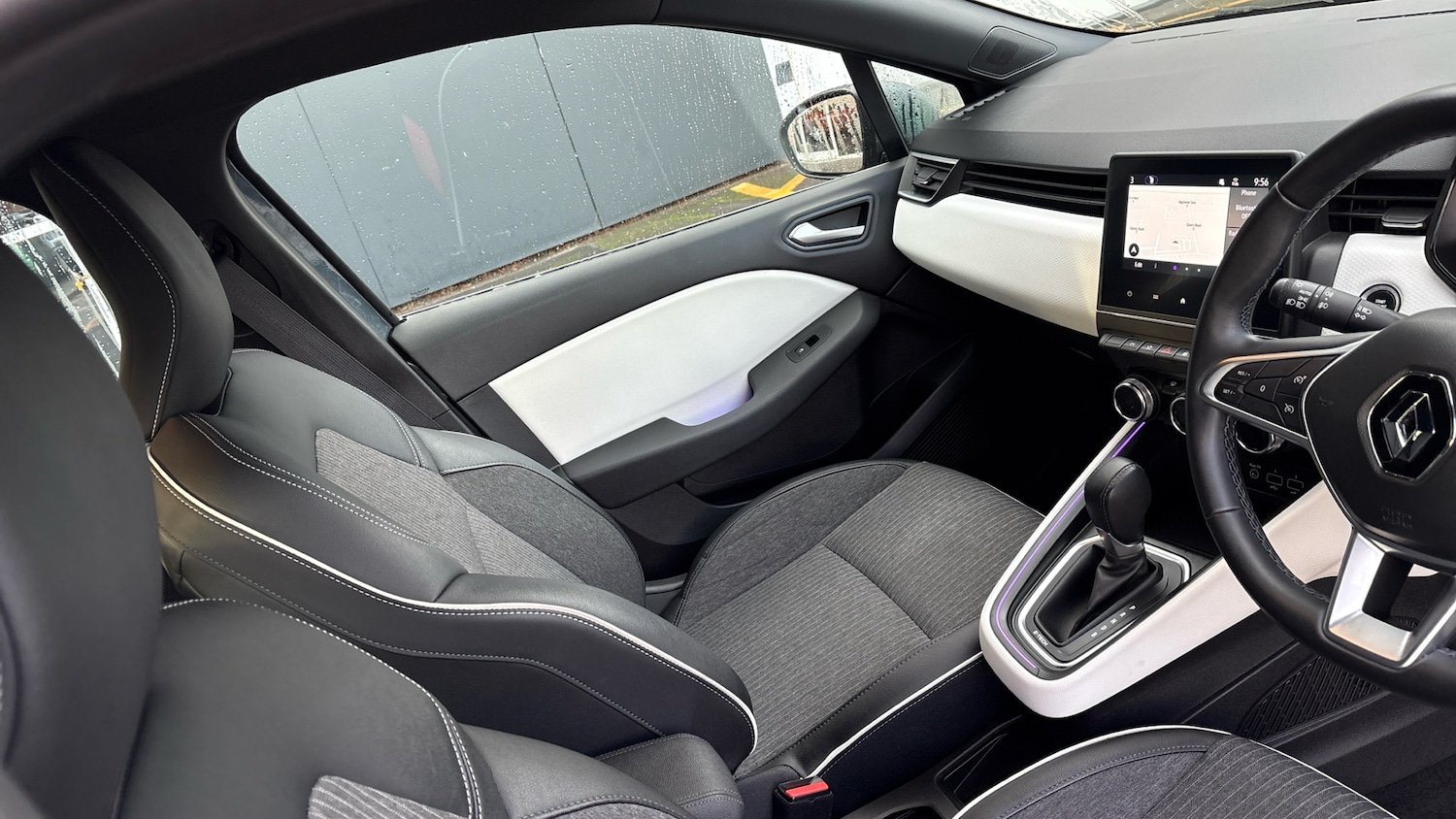 Used Renault Clio 2022 for sale - 76948871: Photo 14