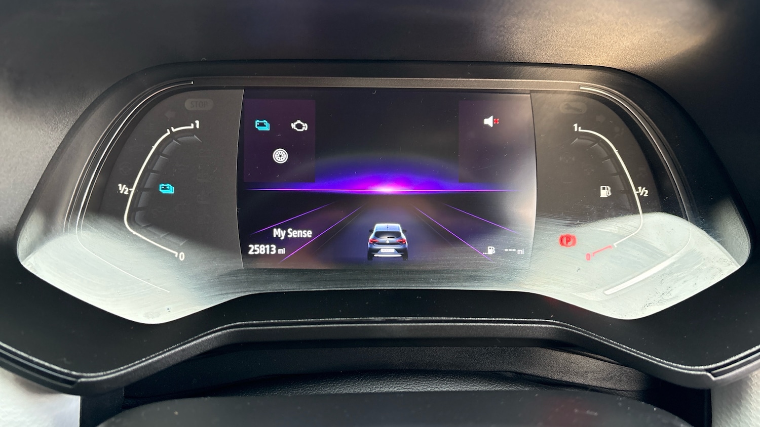 Used Renault Clio 2022 for sale - 76948871: Photo 18