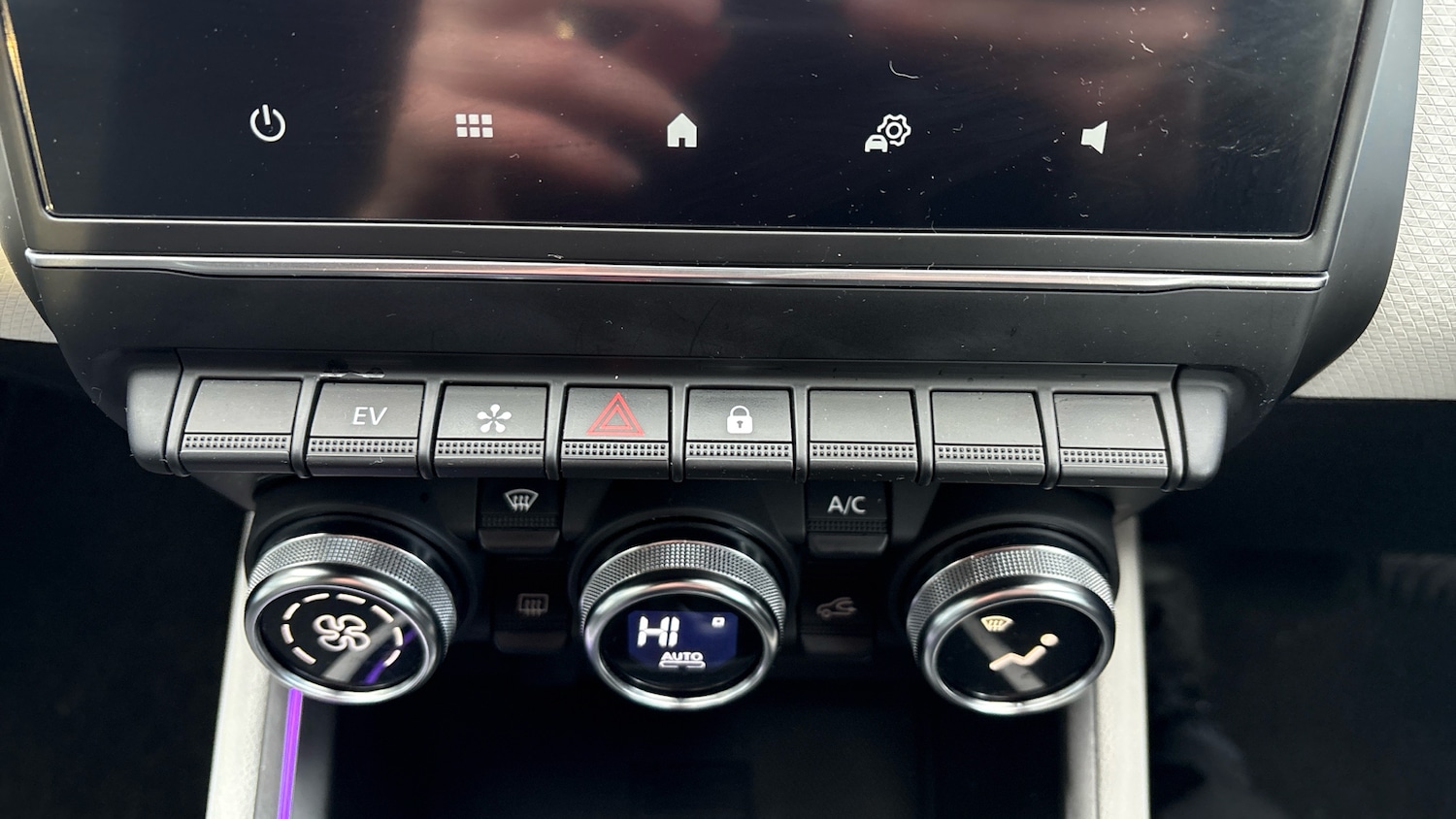 Used Renault Clio 2022 for sale - 76948871: Photo 27