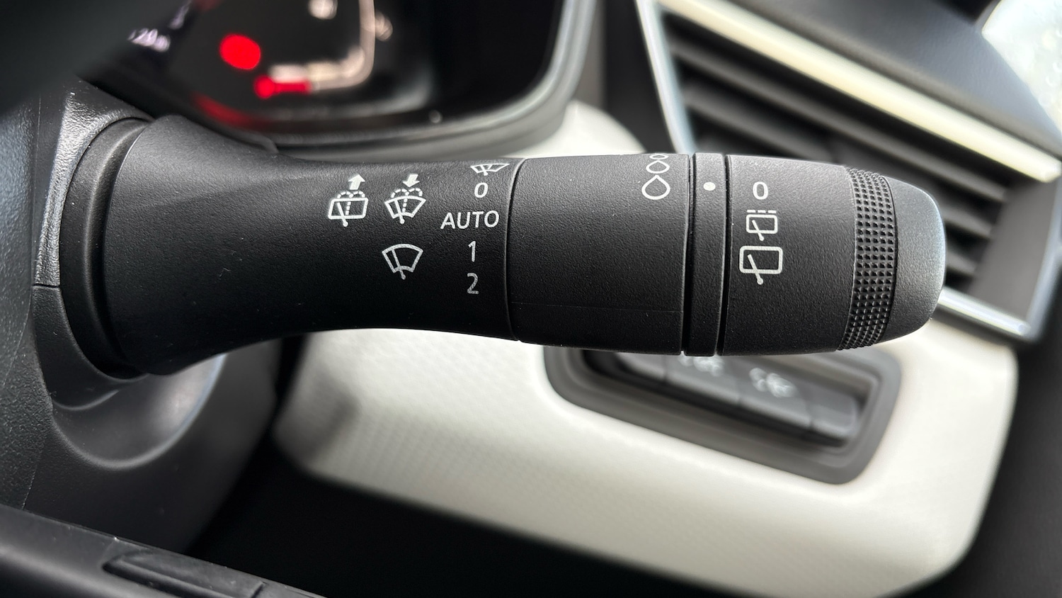 Used Renault Clio 2022 for sale - 76948871: Photo 38