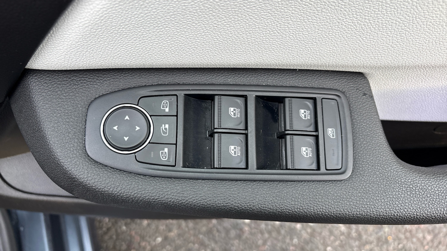 Used Renault Clio 2022 for sale - 76948871: Photo 42