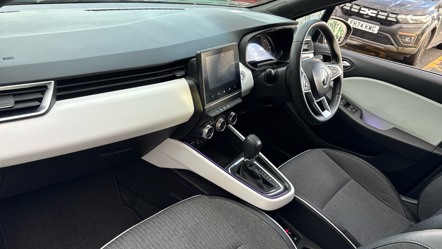 Used Renault Clio 2022 for sale - 76948871: Photo 9