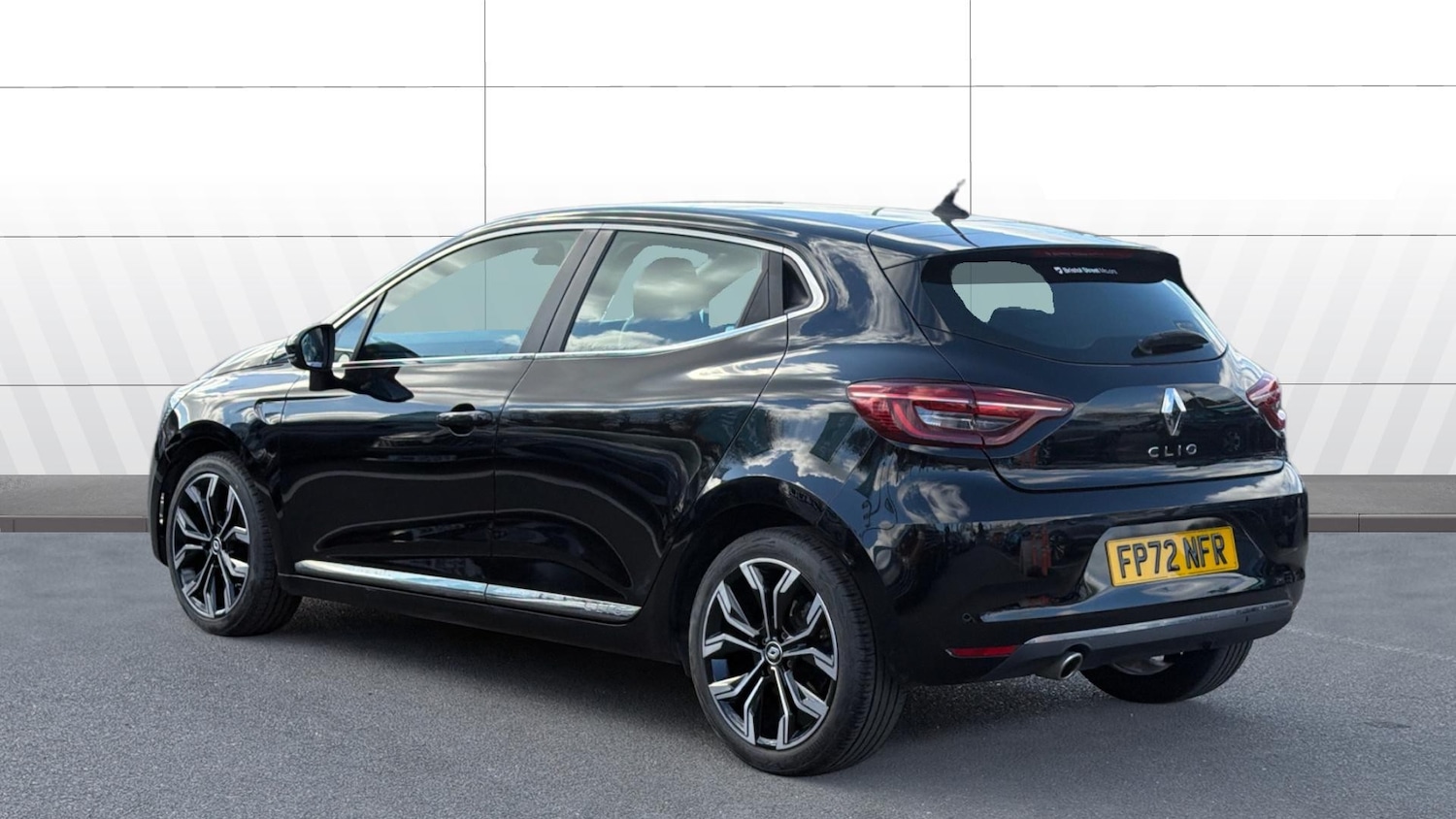 Used Renault Clio 2022 for sale - 78166085: Photo 2