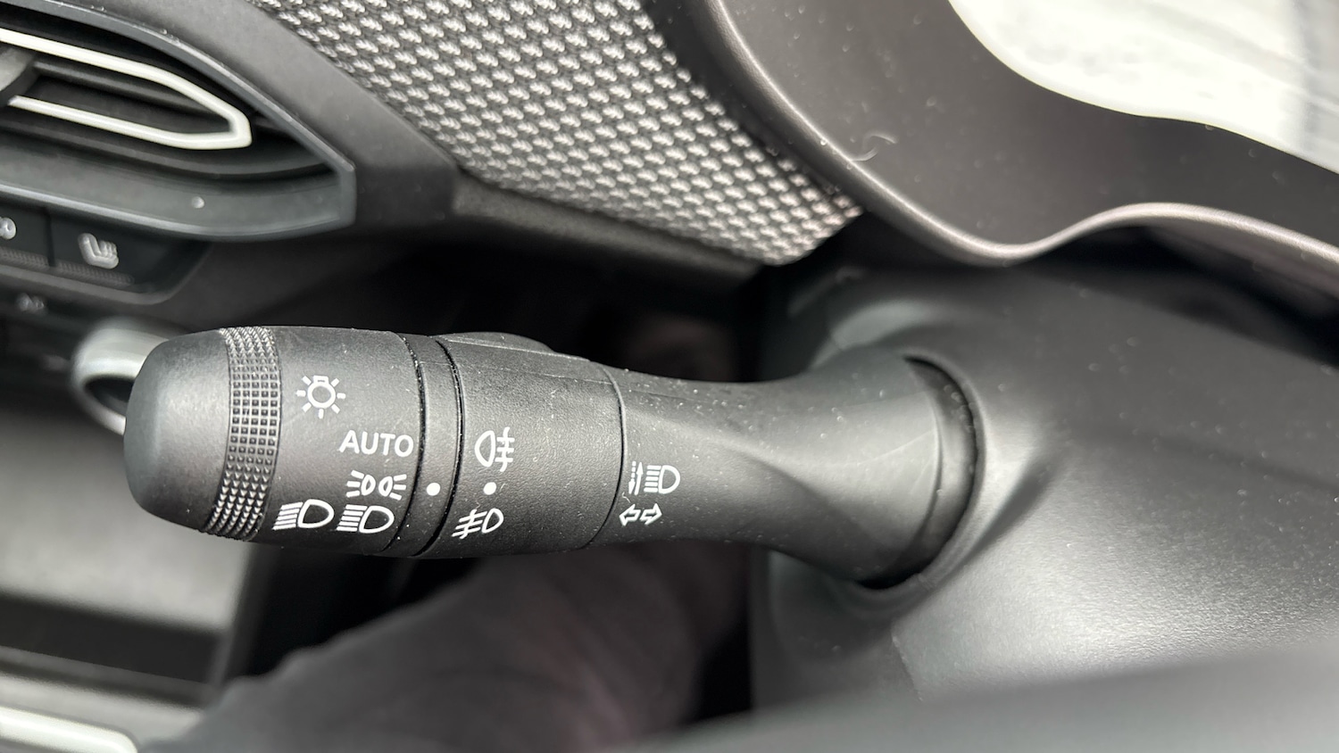 Used Dacia Jogger 2023 for sale - 76391194: Photo 35