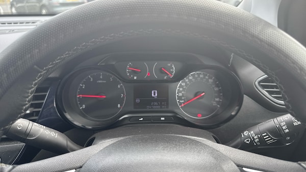 Used Vauxhall Crossland X 2019 for sale - 76233034: Photo 18