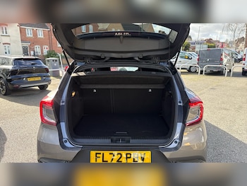 Used Renault Captur 2022 for sale - 77812868: Photo