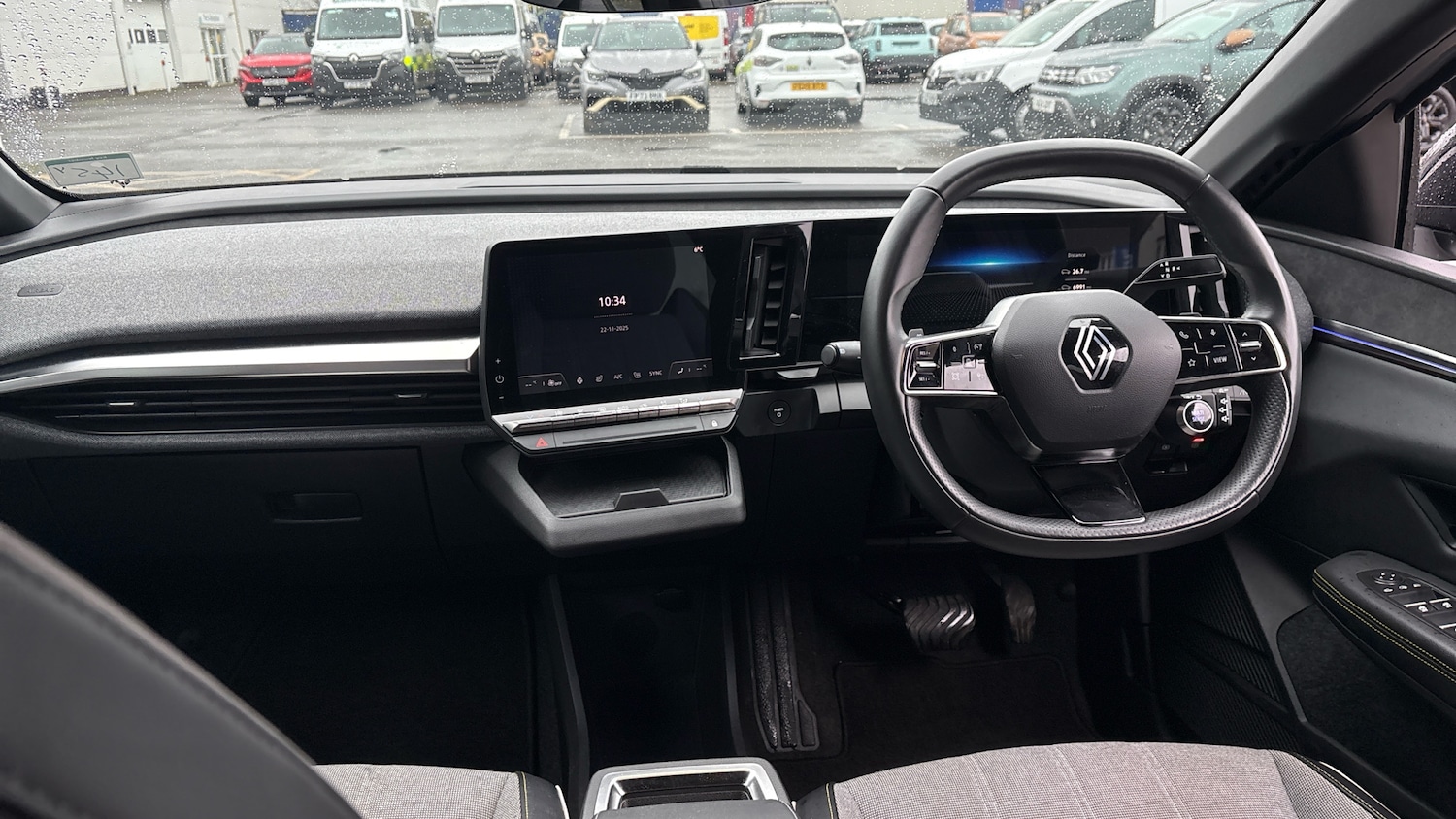 Used Renault Megane E Tech 2022 for sale - 76650981: Photo 10