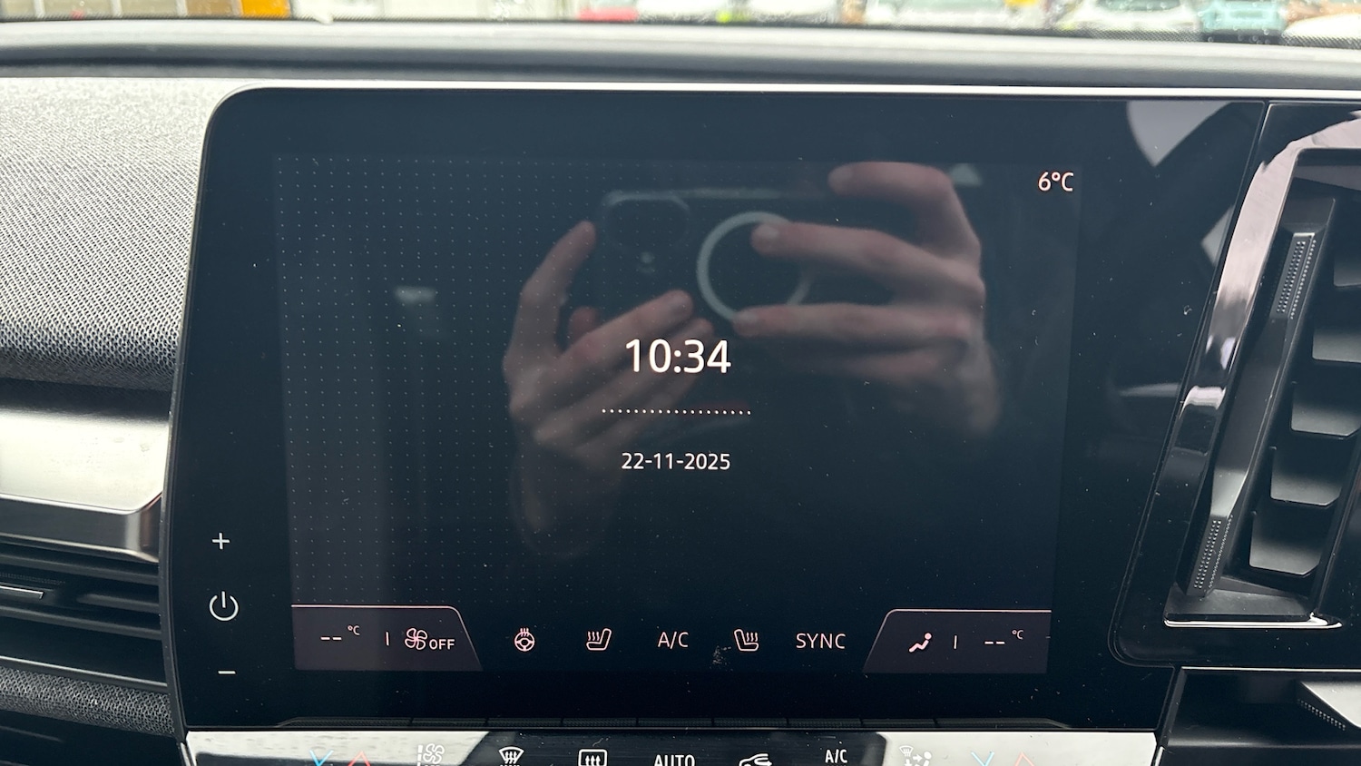 Used Renault Megane E Tech 2022 for sale - 76650981: Photo 12