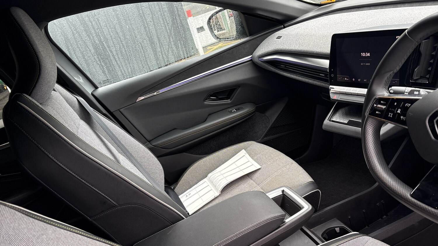 Used Renault Megane E Tech 2022 for sale - 76650981: Photo 14