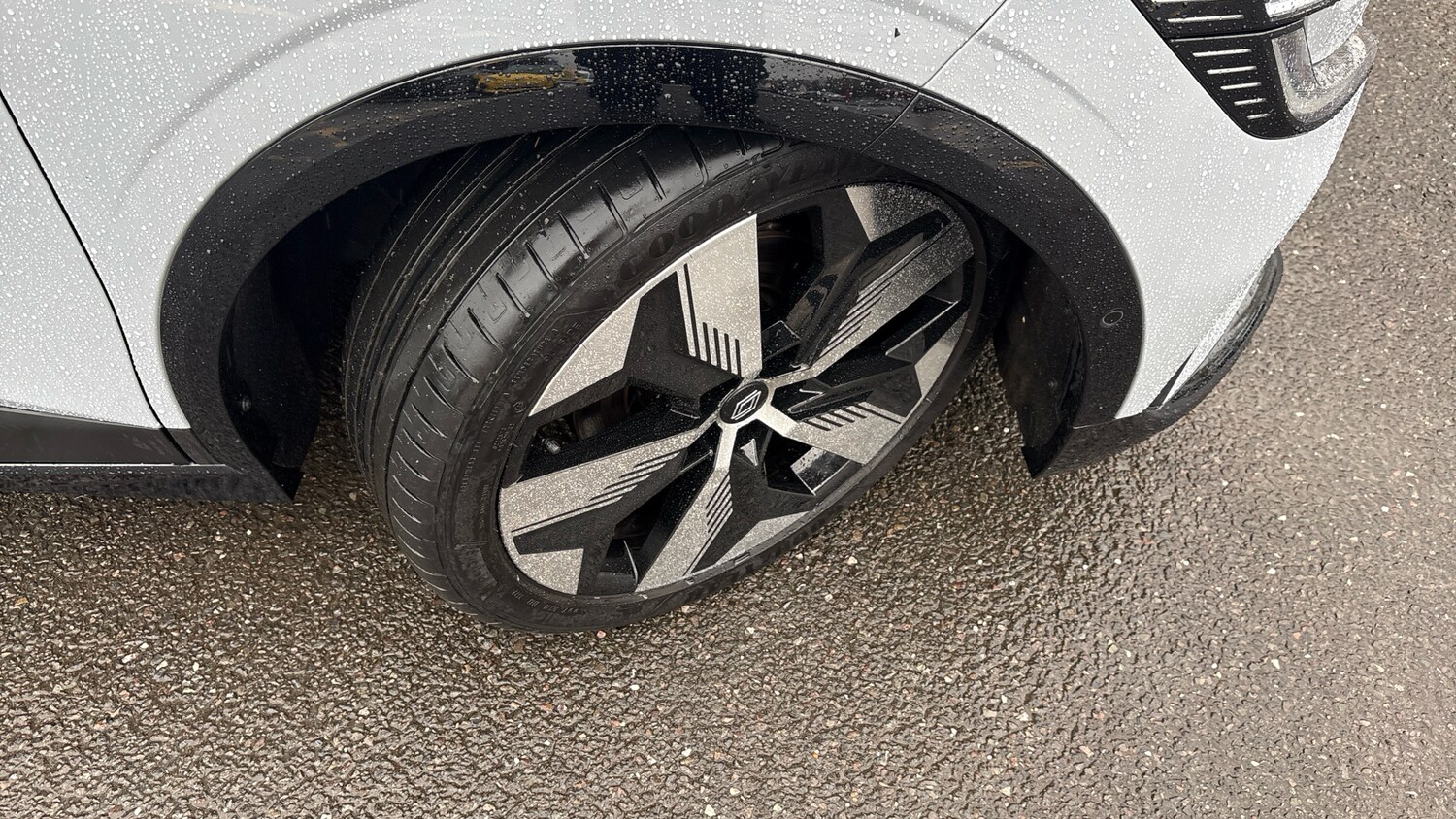 Used Renault Megane E Tech 2022 for sale - 76650981: Photo 46