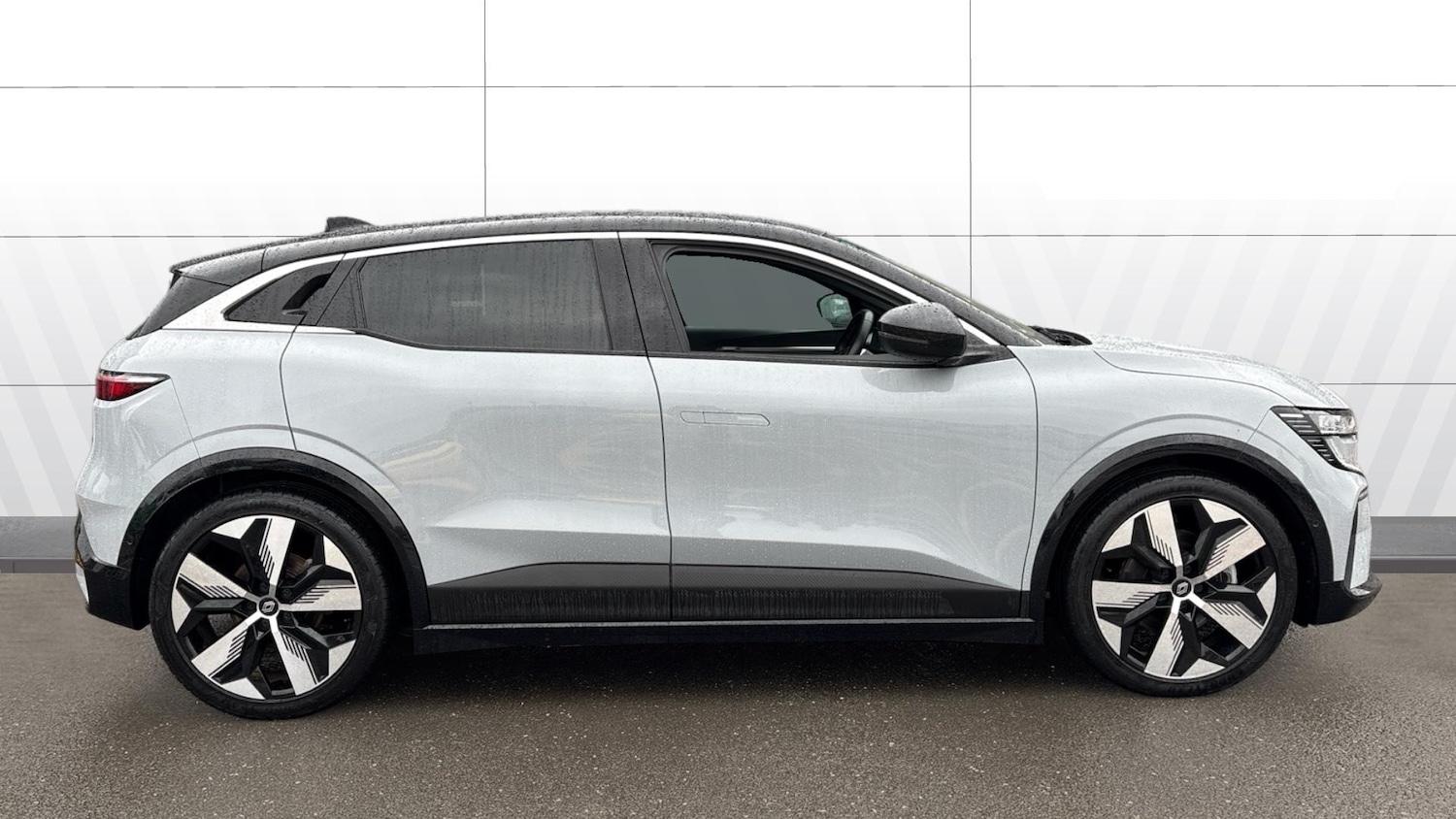 Used Renault Megane E Tech 2022 for sale - 76650981: Photo 5