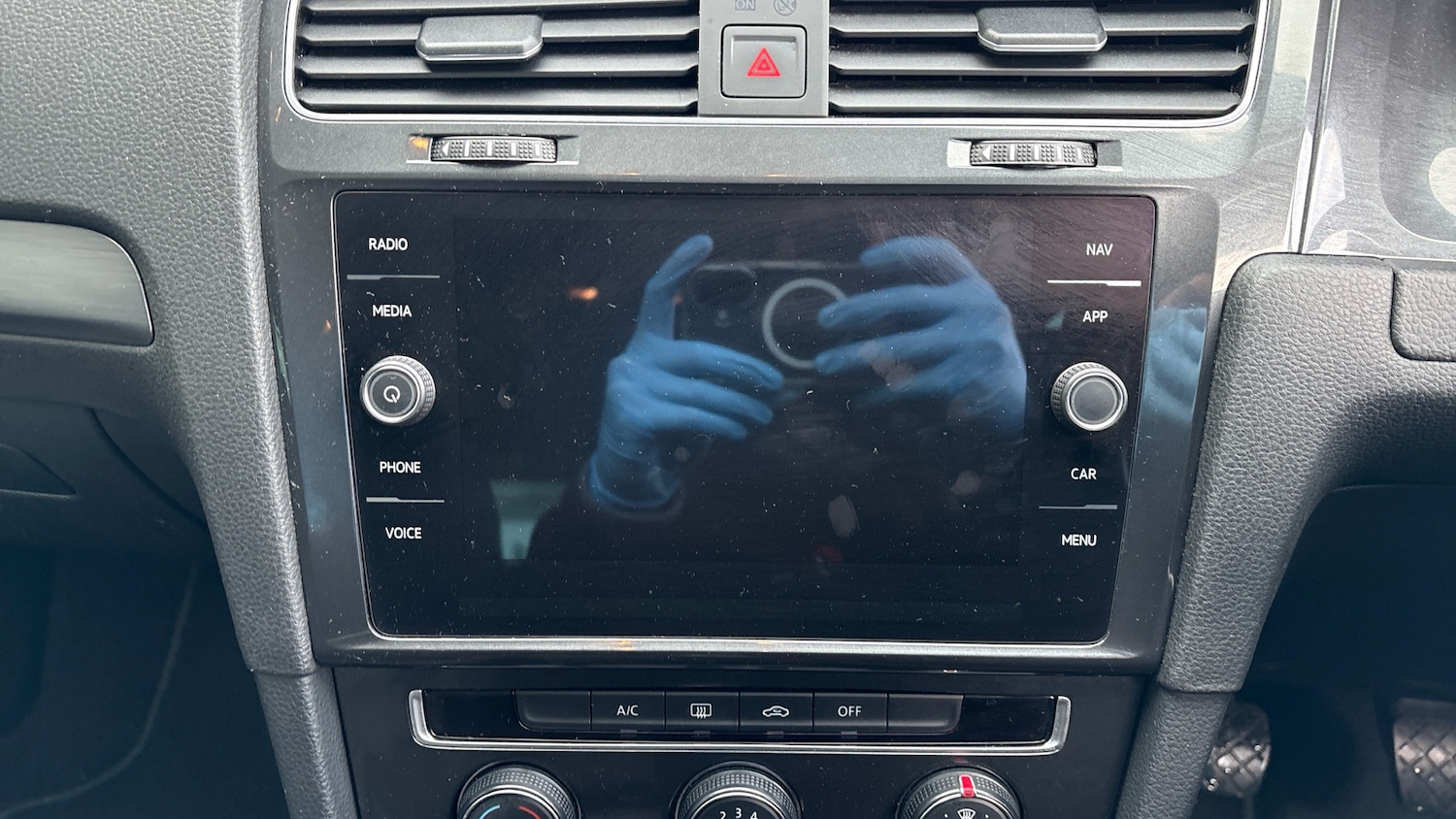 Used Volkswagen Golf 2019 for sale - 77138456: Photo 12