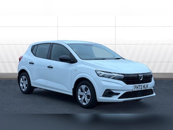 2023 (72) - 1.0 TCe Essential 5dr Bi Fuel Hatchback