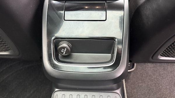 Used Volvo V60 2020 for sale - 76265859: Photo 37