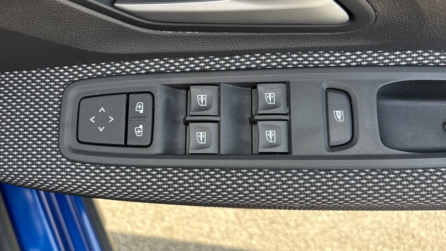 Vehicle 33