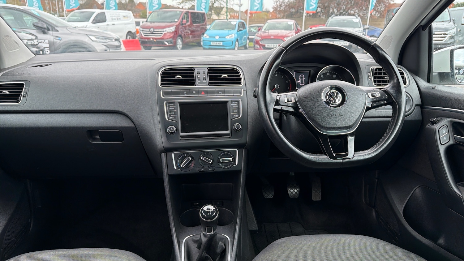 Used Volkswagen Polo 2016 for sale - 78105452: Photo 10