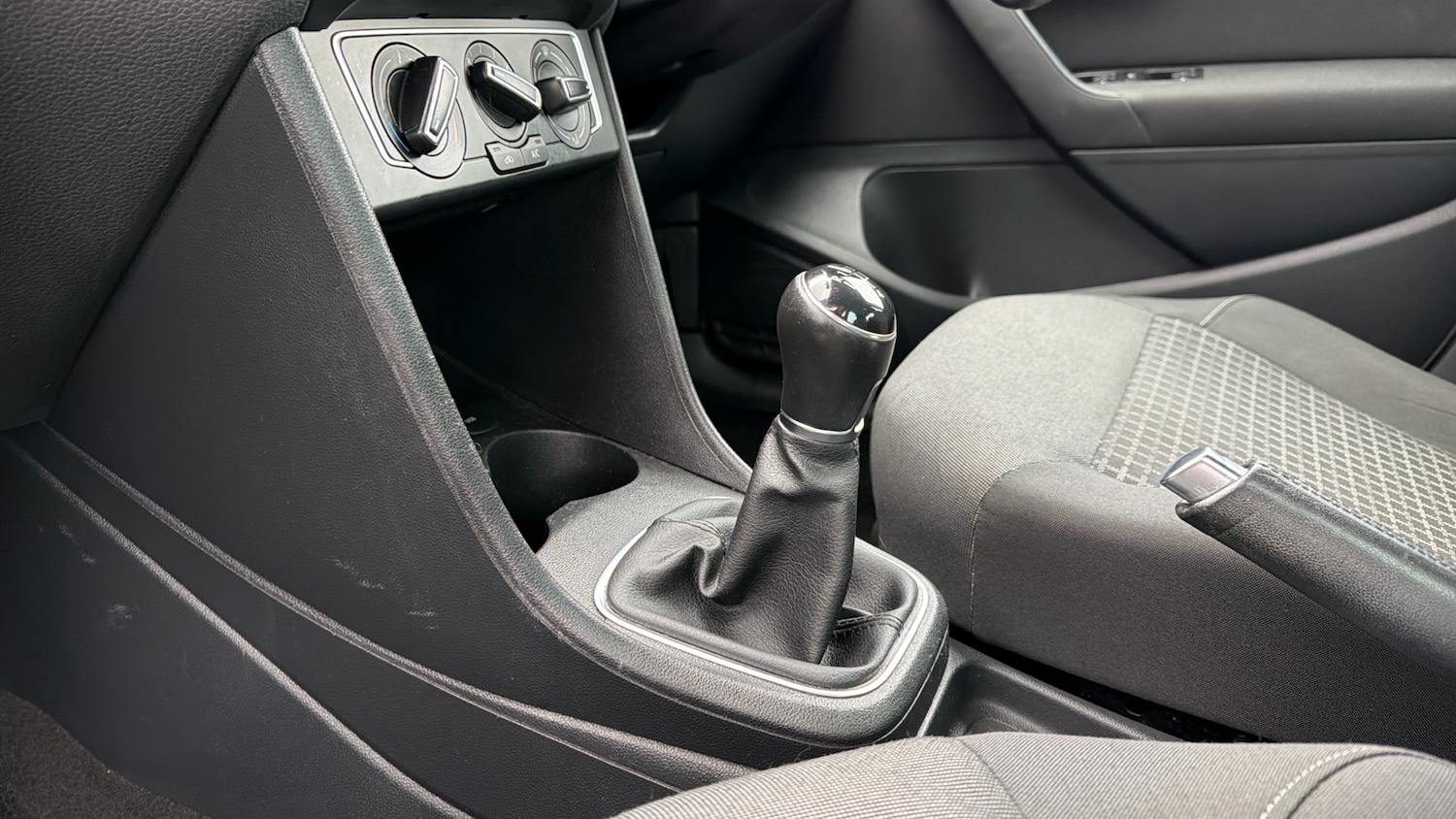 Used Volkswagen Polo 2016 for sale - 78105452: Photo 13