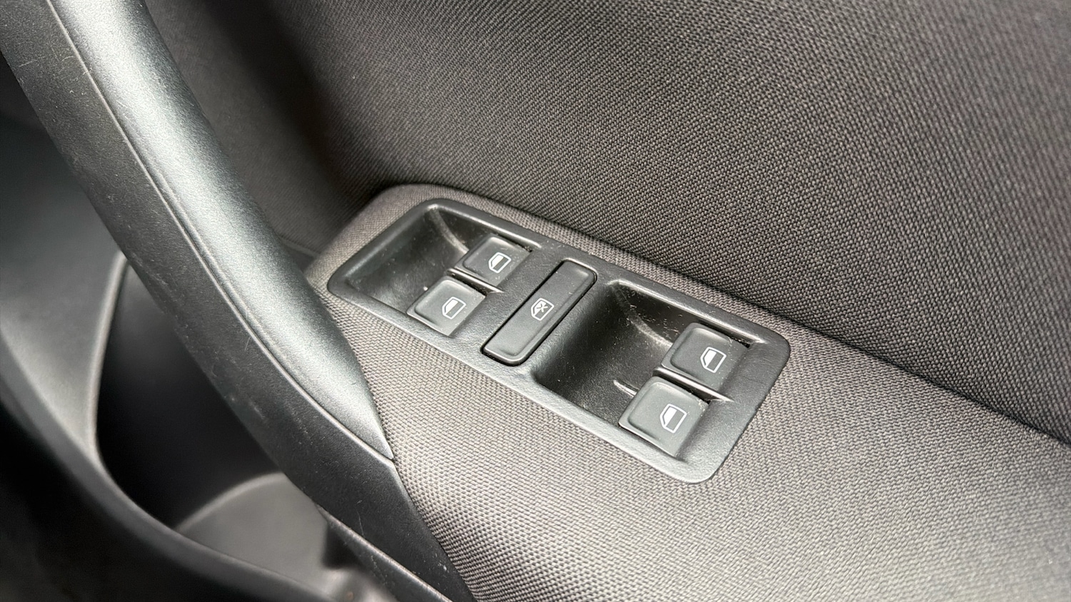 Used Volkswagen Polo 2016 for sale - 78105452: Photo 24