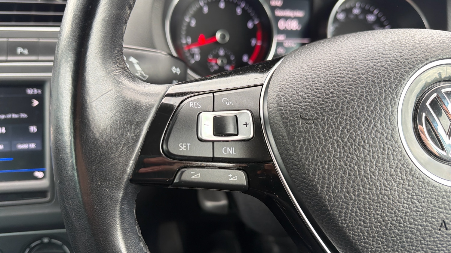 Used Volkswagen Polo 2016 for sale - 78105452: Photo 28