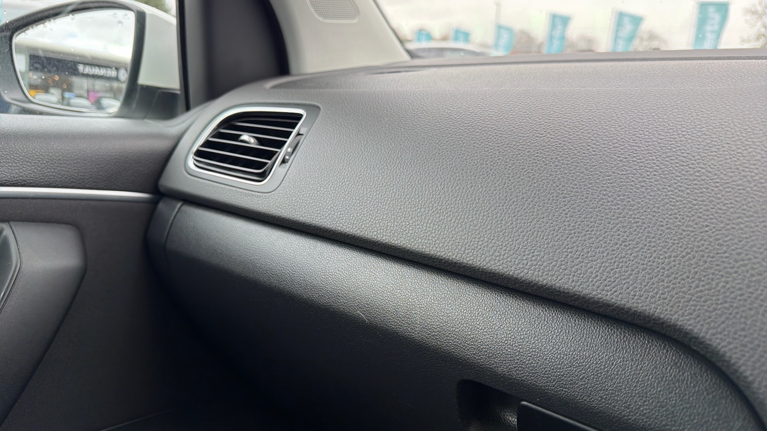 Used Volkswagen Polo 2016 for sale - 78105452: Photo 35