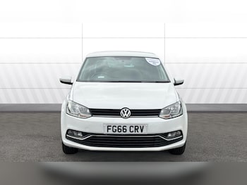 Used Volkswagen Polo 2016 for sale - 78105452: Photo