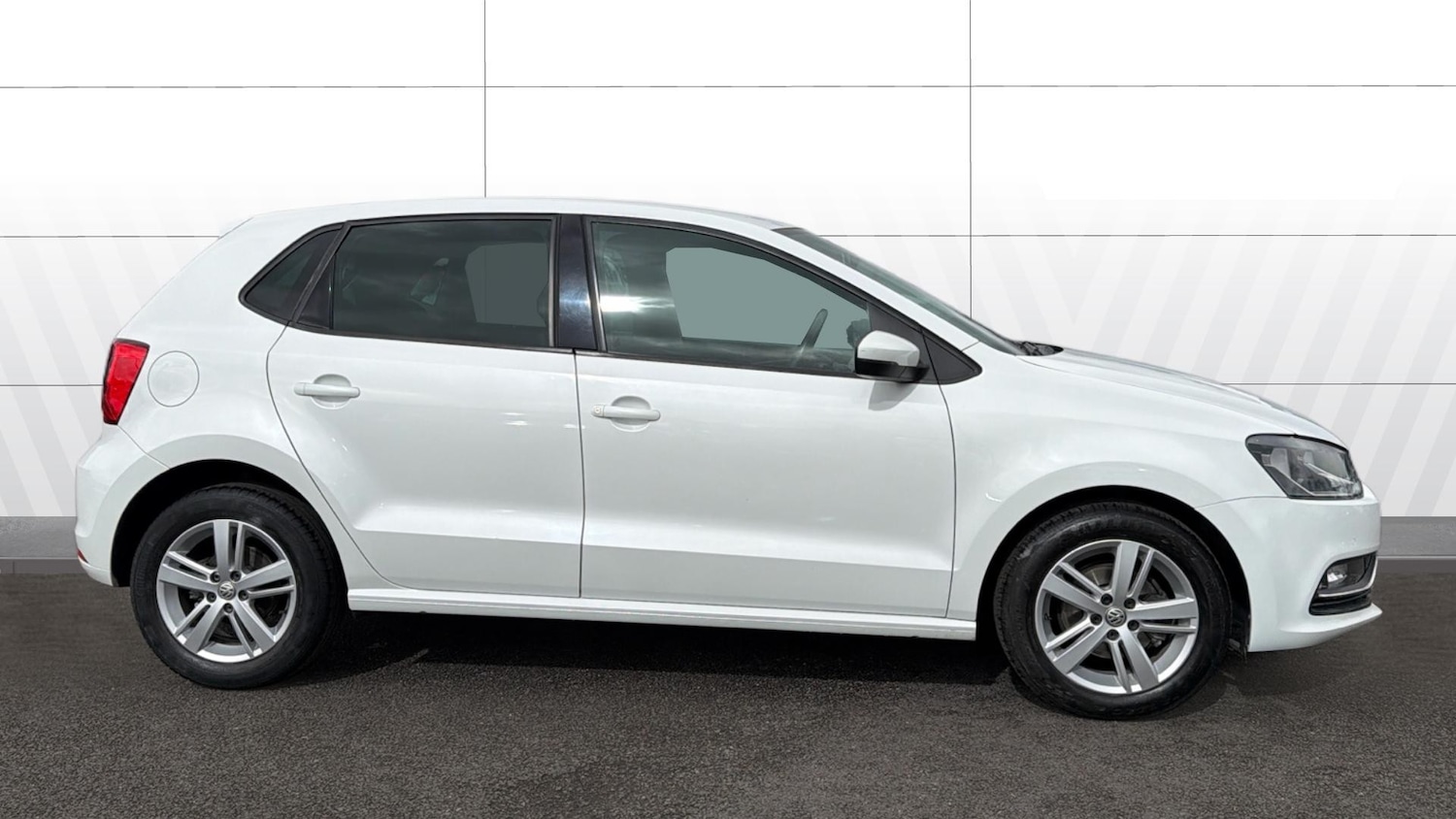 Used Volkswagen Polo 2016 for sale - 78105452: Photo 5