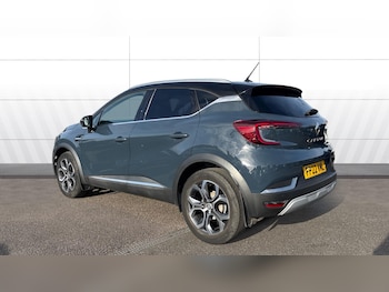 Used Renault Captur 2022 for sale - 77653515: Photo