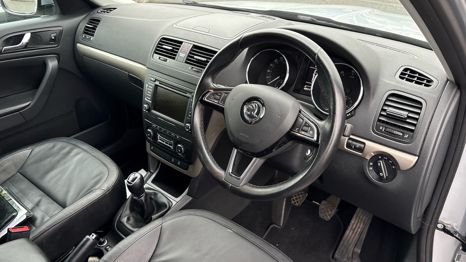 Used Skoda Yeti 2015 for sale - 77340244: Photo 11