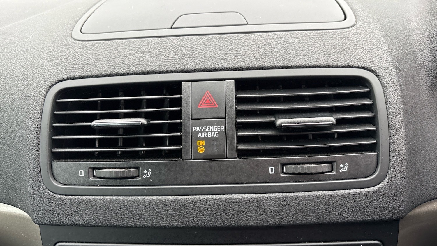 Used Skoda Yeti 2015 for sale - 77340244: Photo 27