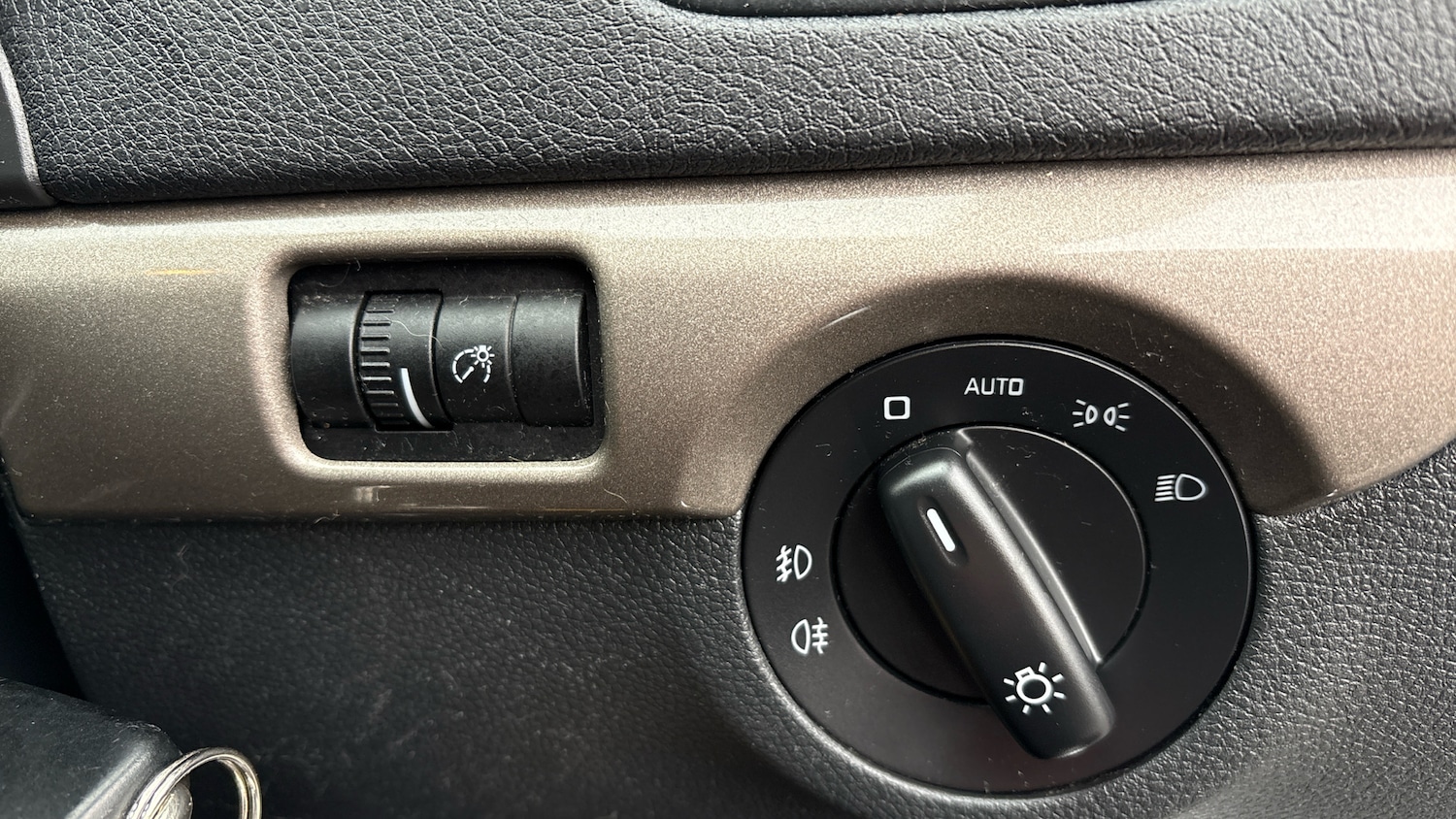 Used Skoda Yeti 2015 for sale - 77340244: Photo 43