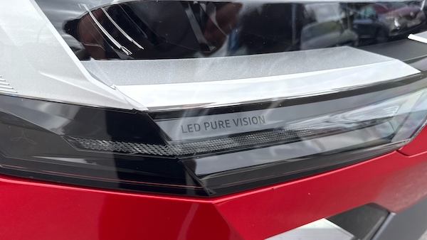 Used Renault Other 2025 for sale - 76231601: Photo 25