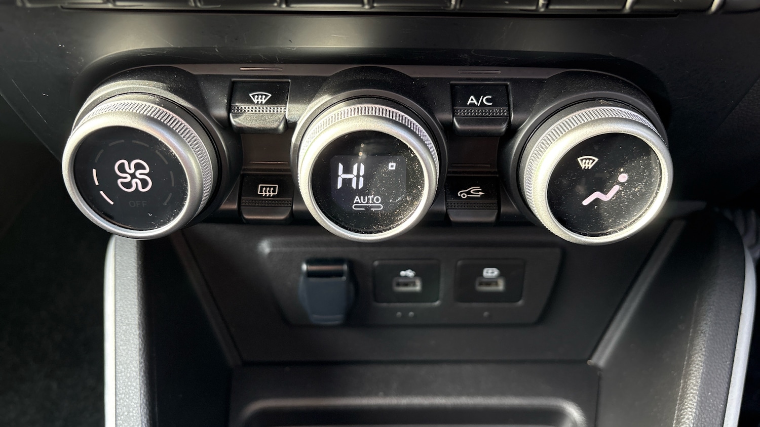 Used Dacia Duster 2023 for sale - 77606340: Photo 28