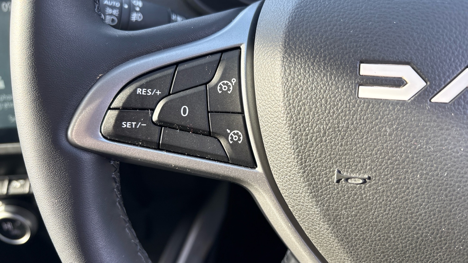 Used Dacia Duster 2023 for sale - 77606340: Photo 37