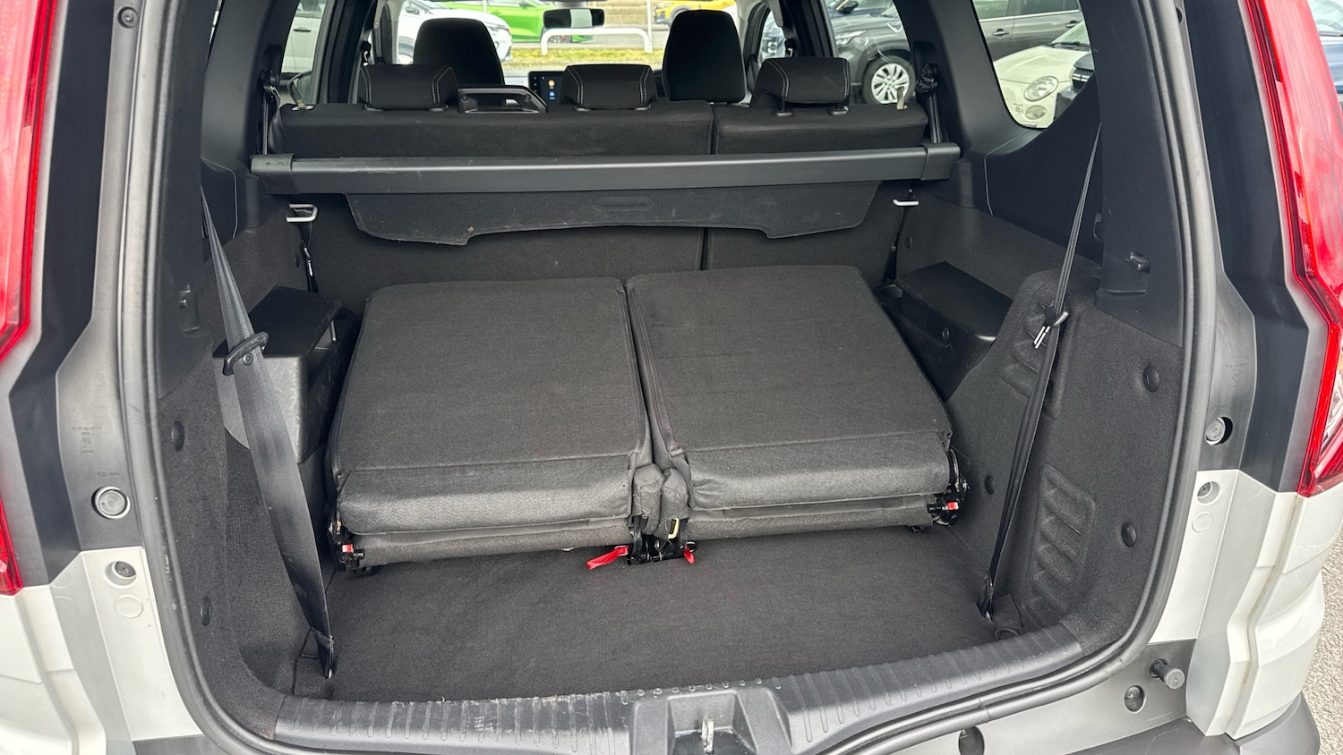 Used Dacia Jogger 2022 for sale - 78197316: Photo 32