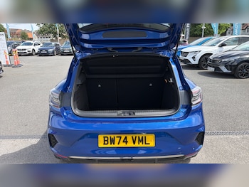 Used Renault Clio 2025 for sale - 78735820: Photo