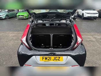 Used Toyota AYGO 2021 for sale - 77735502: Photo