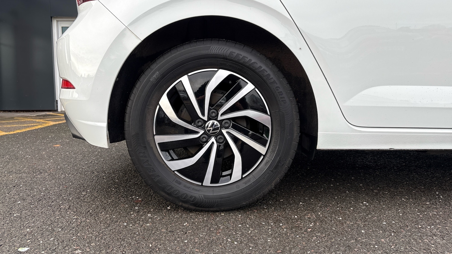 Used Volkswagen Polo 2022 for sale - 76894353: Photo 7