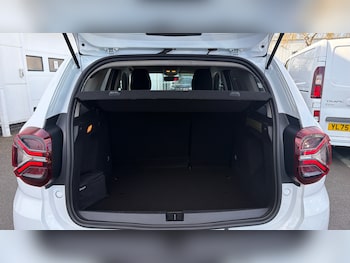 Used Dacia Duster 2024 for sale - 78149869: Photo