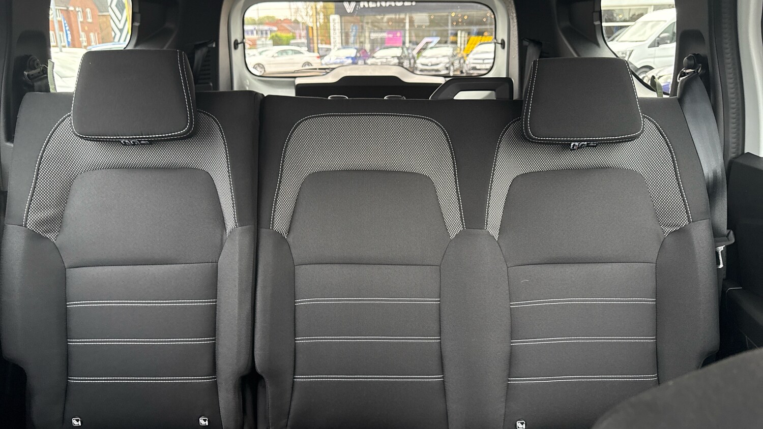 Used Dacia Jogger 2023 for sale - 76344558: Photo 15