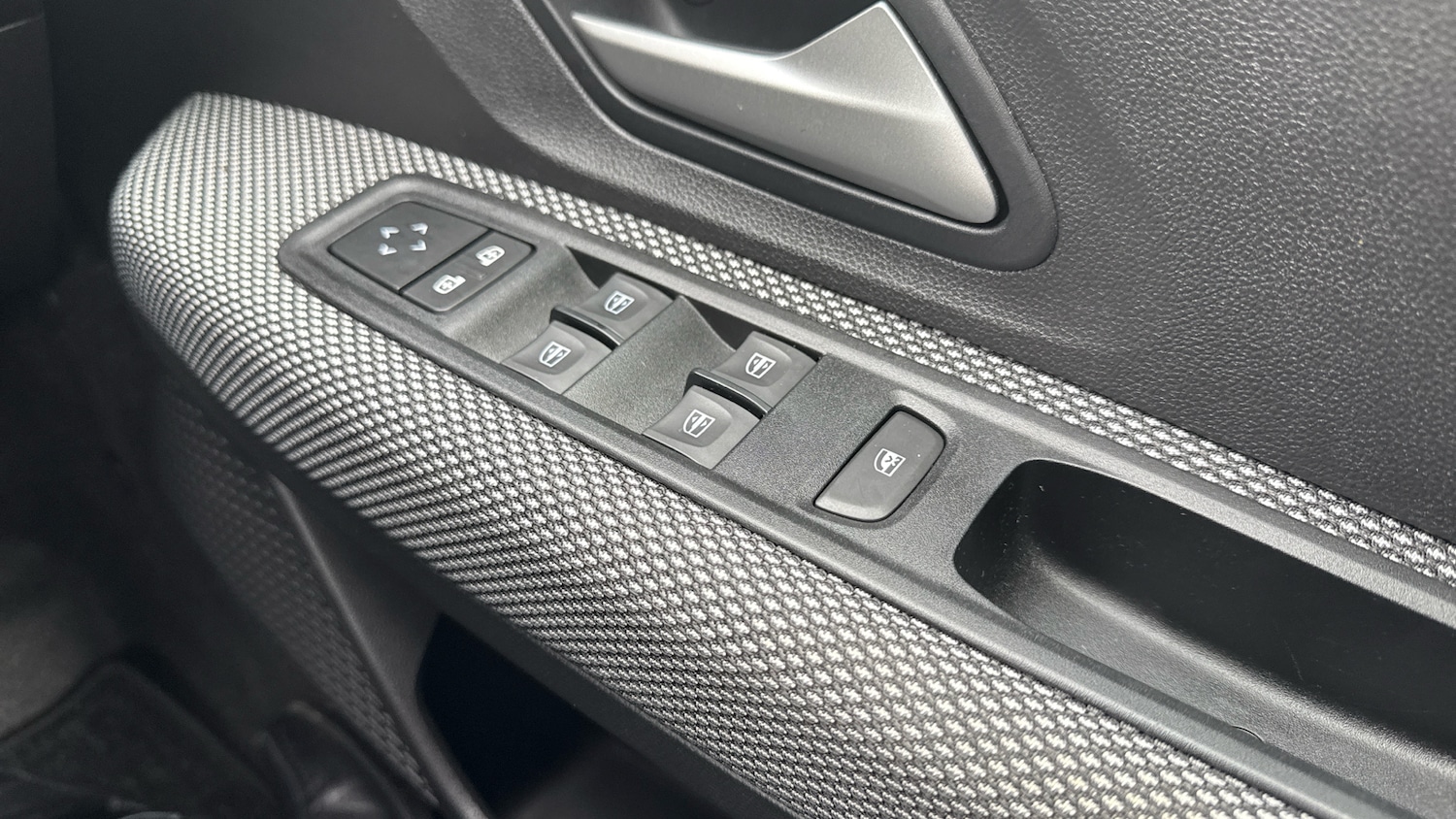 Used Dacia Jogger 2023 for sale - 76344558: Photo 24