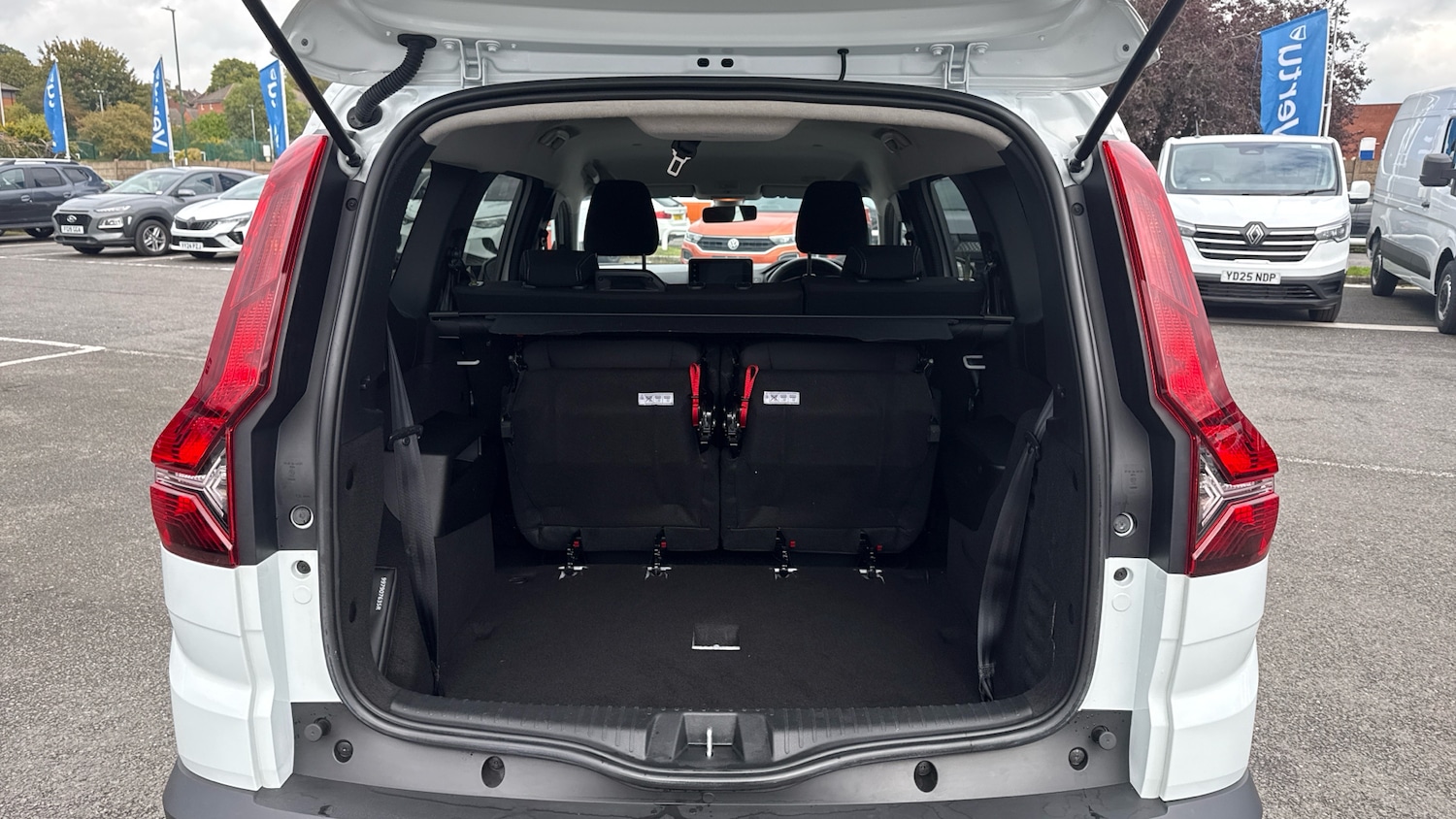 Used Dacia Jogger 2023 for sale - 76344558: Photo 4