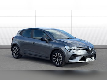 Used Renault Clio 2023 for sale - 78239934: Photo